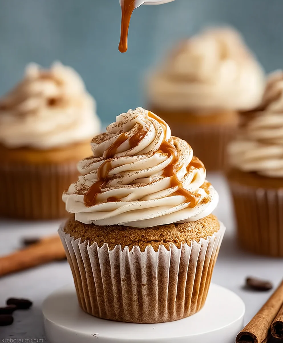 Pumpkin Spice Latte Cupcakes: Your Fall Favorite Dessert!