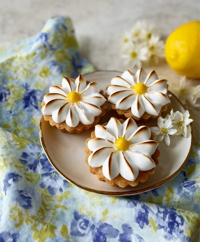 Daisy Lemon Meringue Pies