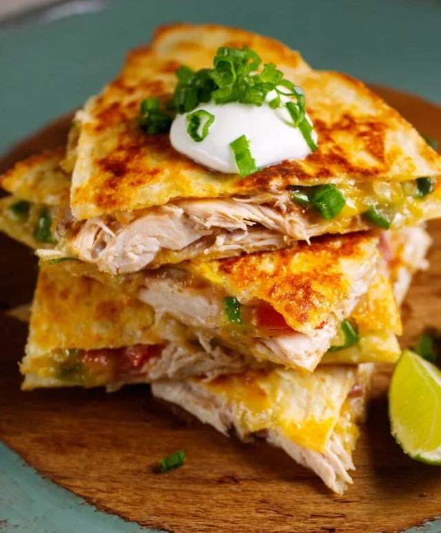 Keto Chicken Quesadilla